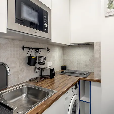 Downtown Modern By Homing Apartament