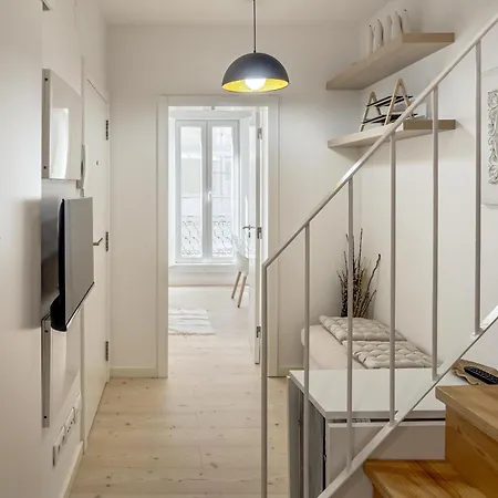 Downtown Modern By Homing Apartament