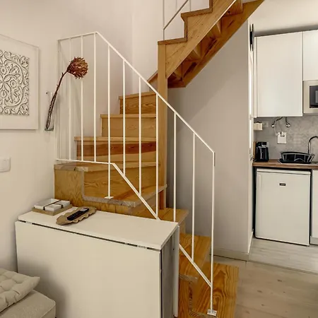 Downtown Modern By Homing Apartament *