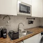 Apartment Downtown Modern By Homing Lisbon