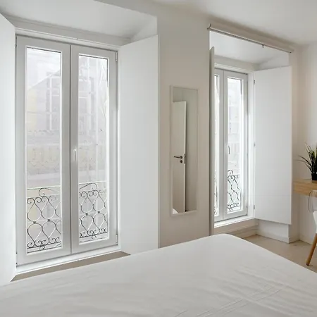 Apartment Downtown Modern By Homing Lisbon