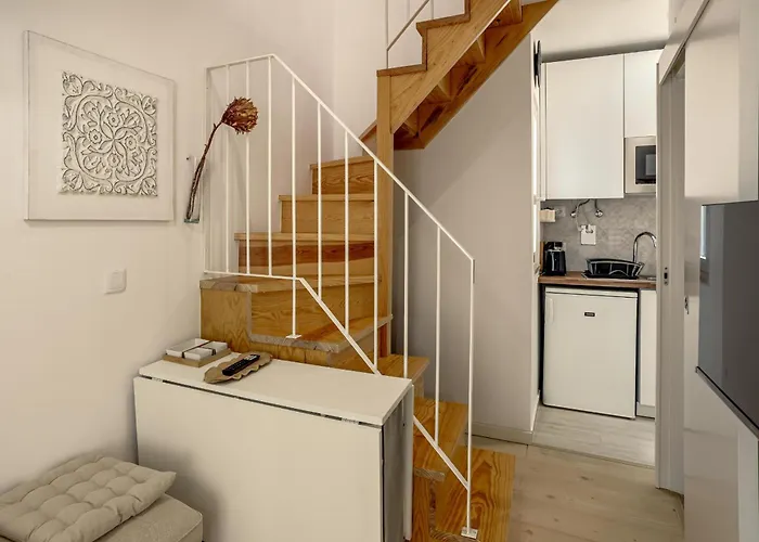 Downtown Modern By Homing Apartment *