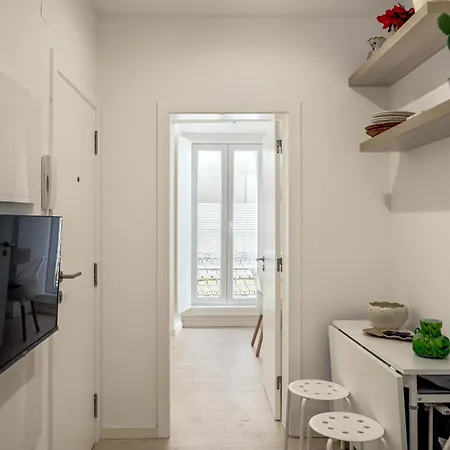 Downtown Modern By Homing Apartman Lisboa